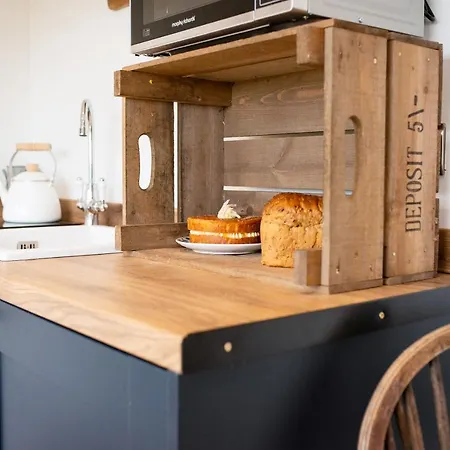 Drift View Shepherds Hut Melton Mowbray Exterior photo