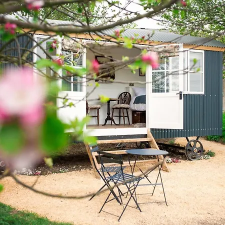 Drift View Shepherds Hut Melton Mowbray Exterior photo